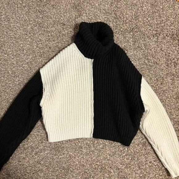 Zara two tone color block turtleneck sweater - Picture 1 of 5